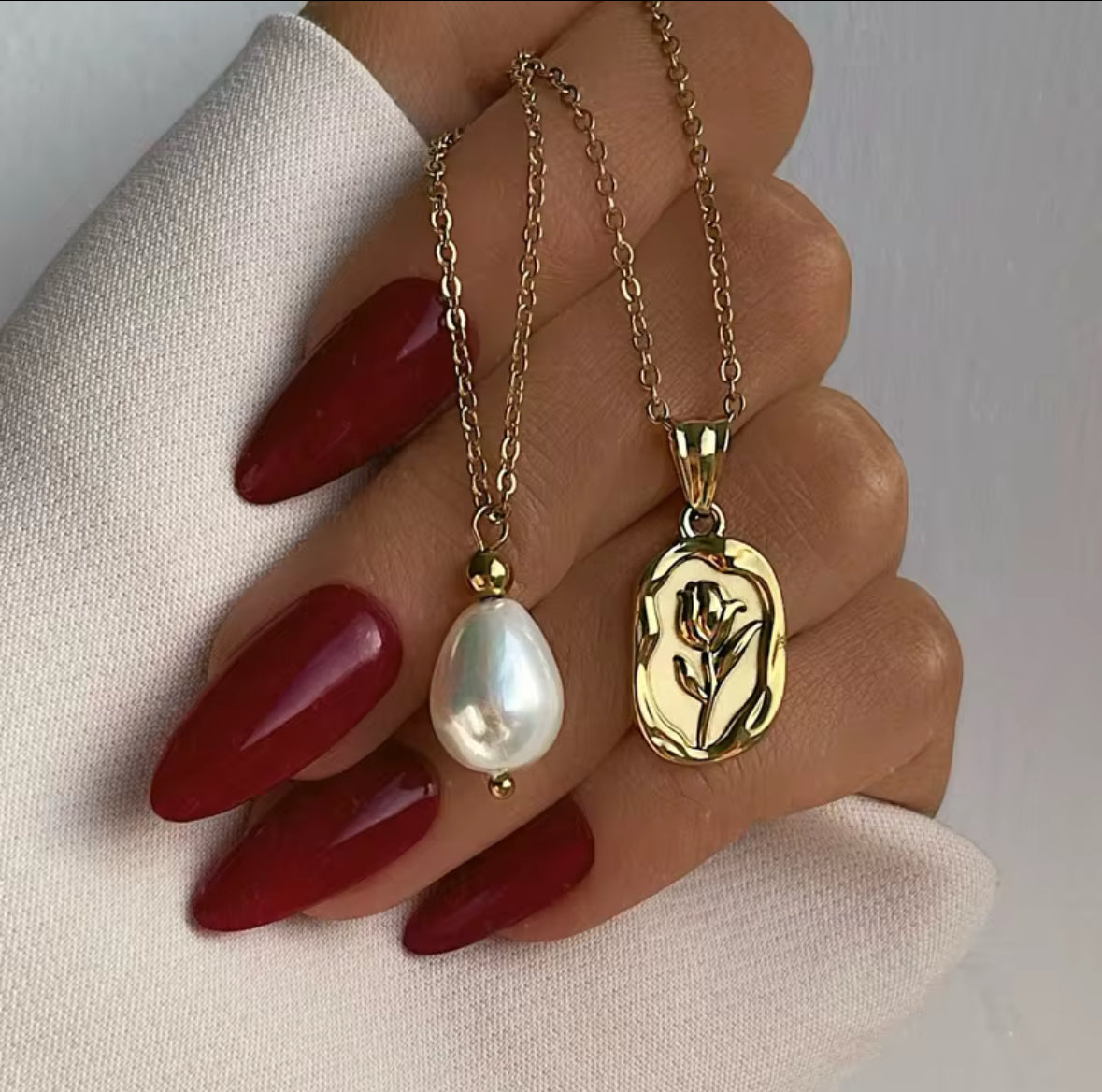 Flora Medallion Necklace