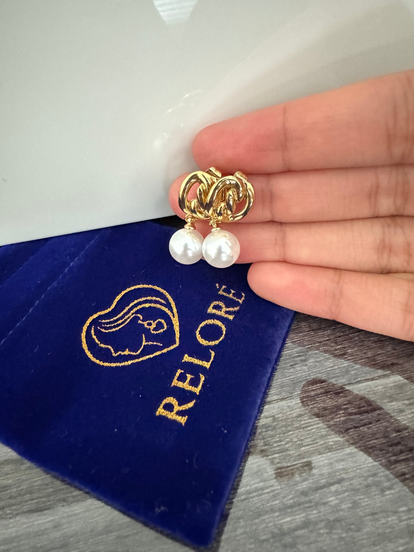 Twist & Pearl Earrings