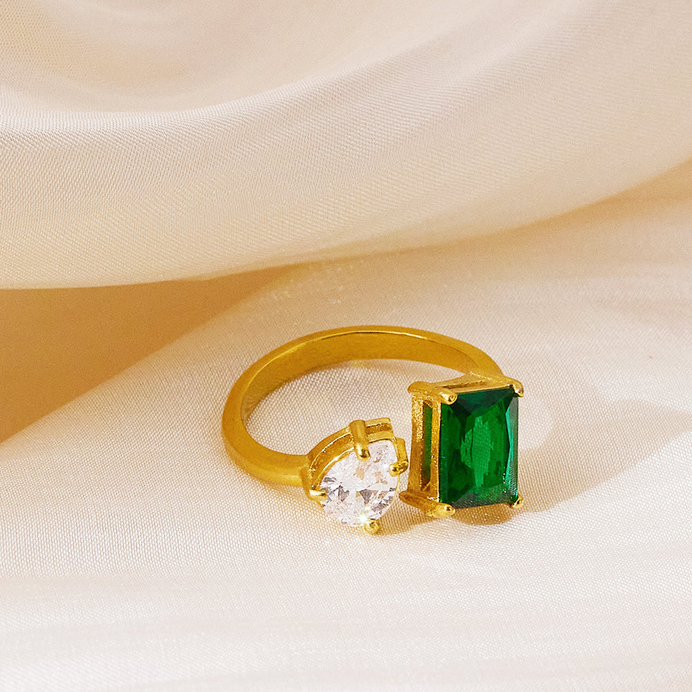 Emerald Radiance Ring
