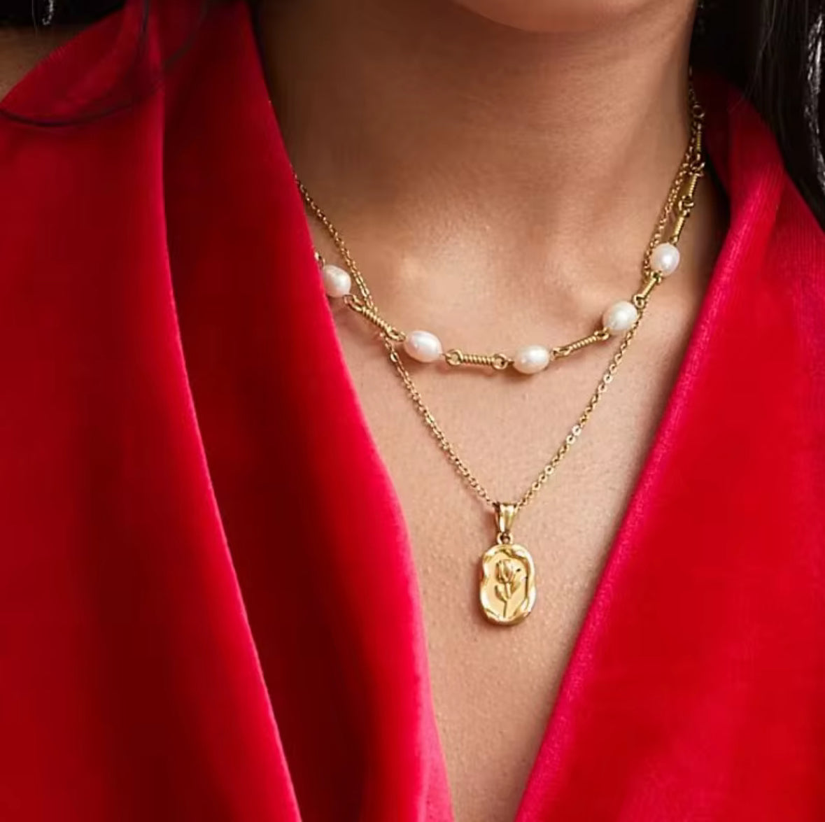 Flora Medallion Necklace