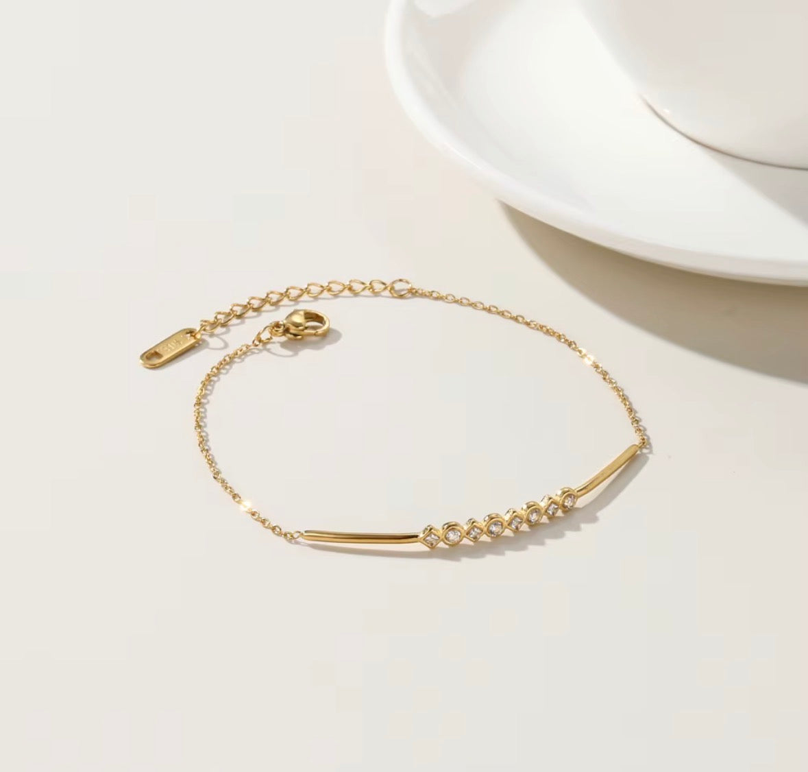 Amara Bar Bracelet