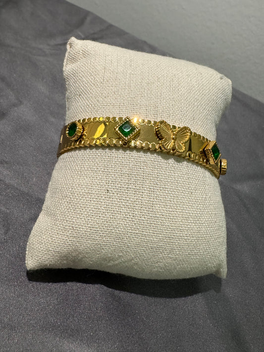 Emerald Glow Cuff